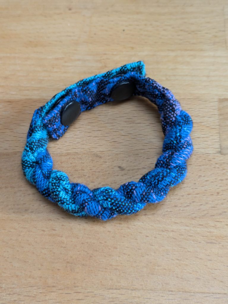 Little Frog Dark Aurora Cube bracelet 2