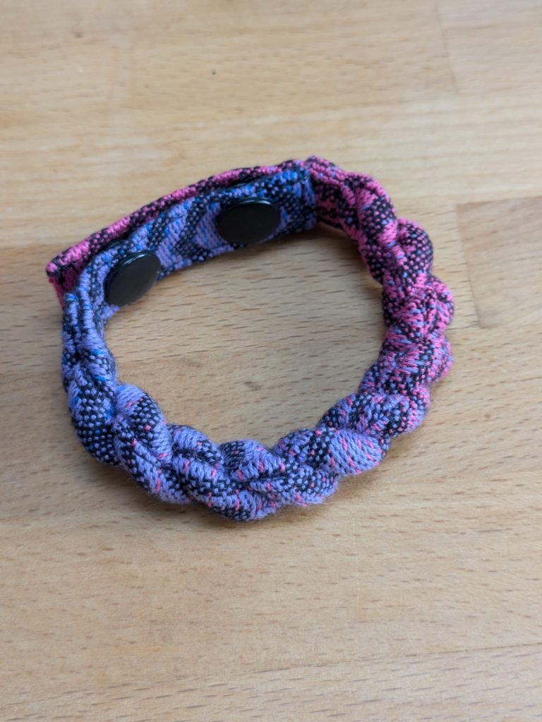 Little Frog Dark Aurora Cube bracelet 1