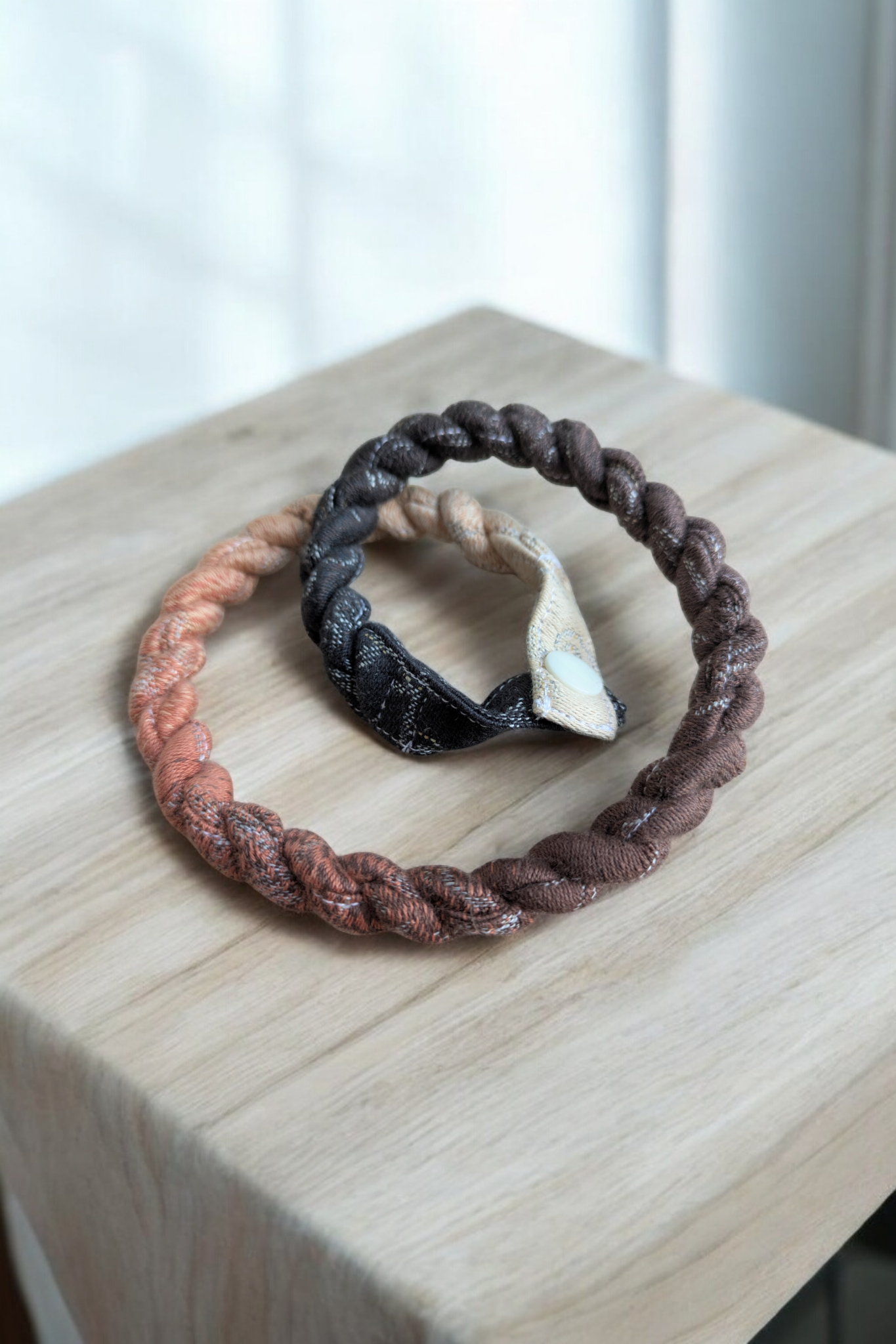 Oscha Doors of Durin Sandstone Necklace - Image 2